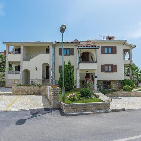Apartmani Lorena Porec Esterno foto
