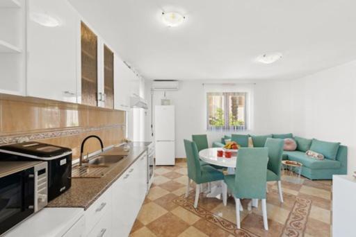 Apartmani Lorena Porec Esterno foto
