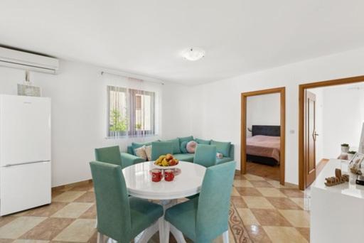 Apartmani Lorena Porec Esterno foto